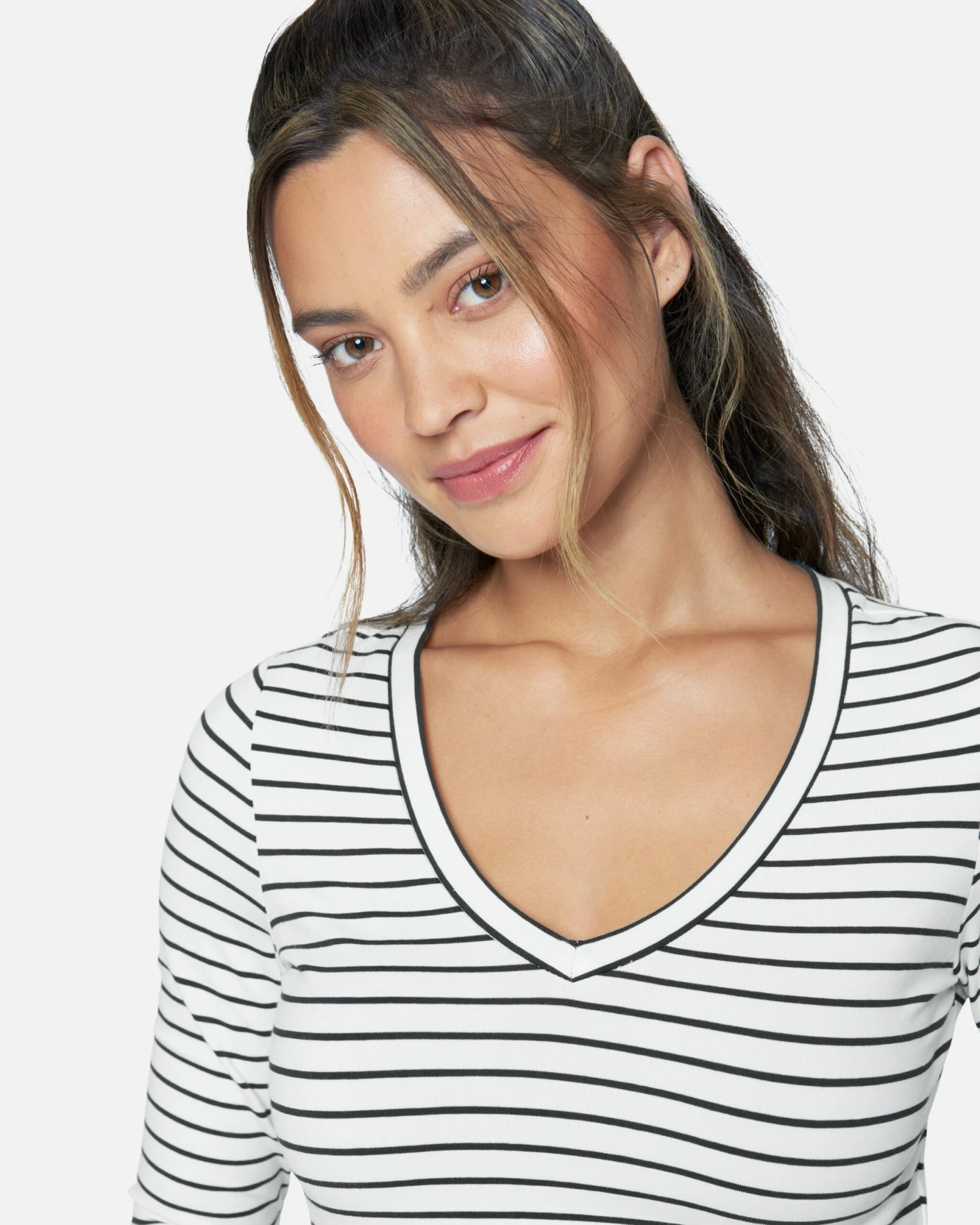 SOPHIE FITTED TEE 5 SOPHIE FITTED TEE - Image 4