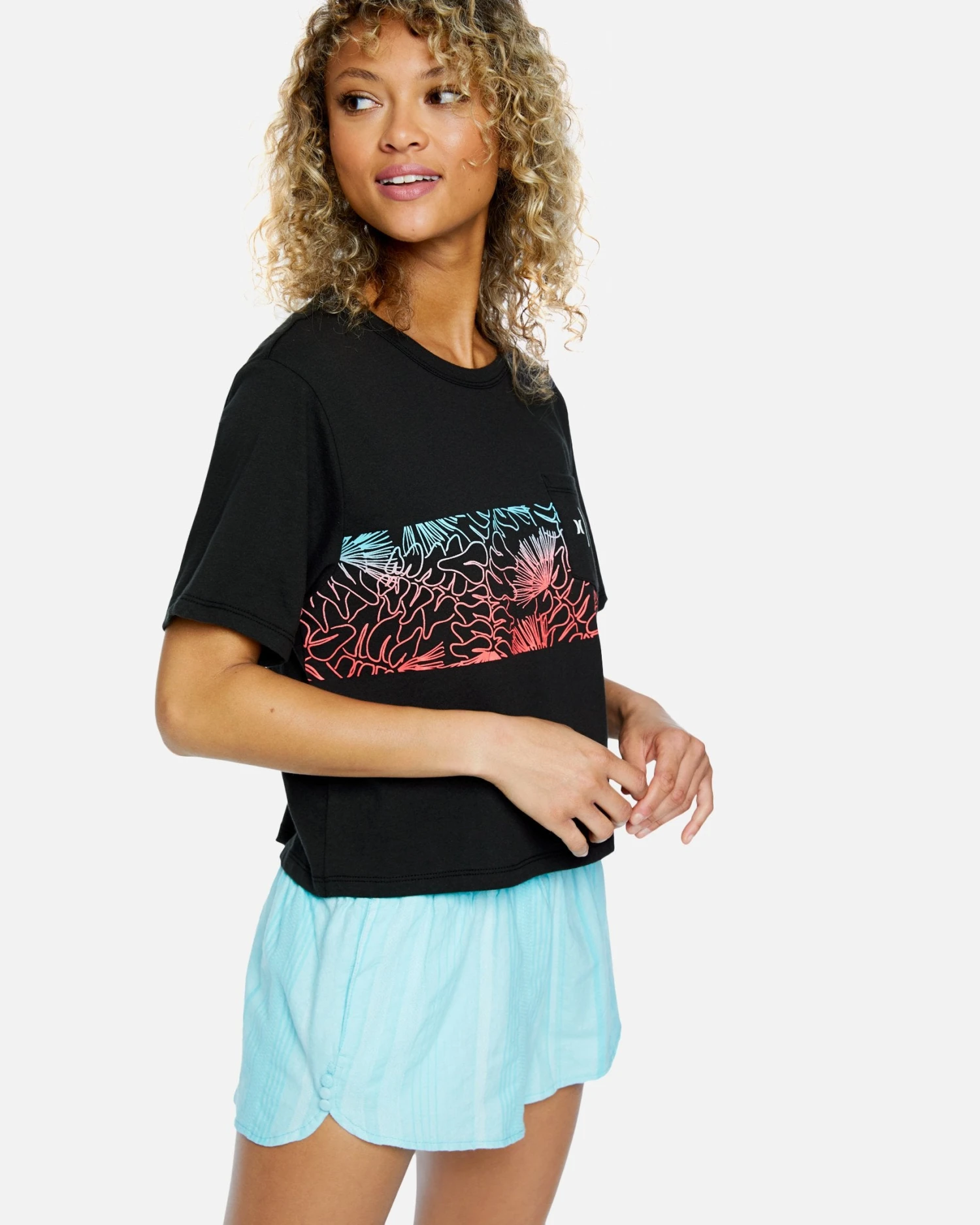 Sig Zane Crop Pocket Short Sleeve Crew 4 Sig Zane Crop Pocket Short Sleeve Crew - Image 2